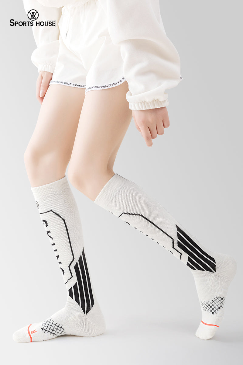 Women’s Knee-High Ski Socks for Winter Sports & Outdoor Training